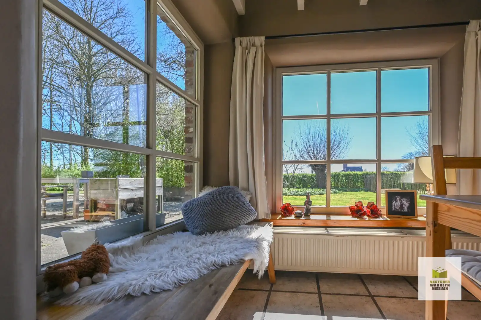 Landelijke gerenoveerde woning op 9.500 m2 met 3 slaapkamers en landelijk vergezicht foto 23