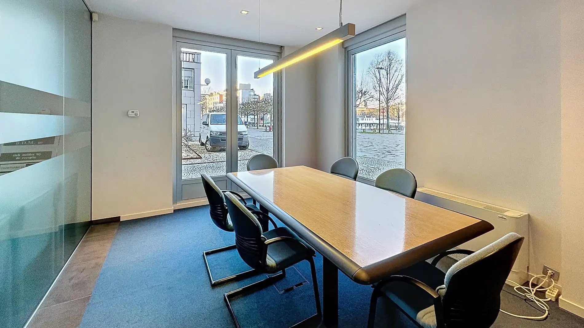 Exclusief kantoor te koop aan Eilandje in Antwerpen foto 4
