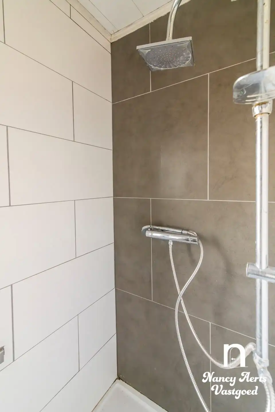 Gerenoveerde gezinswoning met ruimte voor eigen invulling foto 14