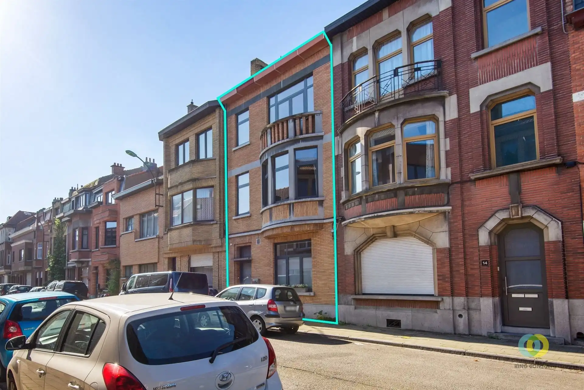 Charmante eengezinswoning met tuin foto 18