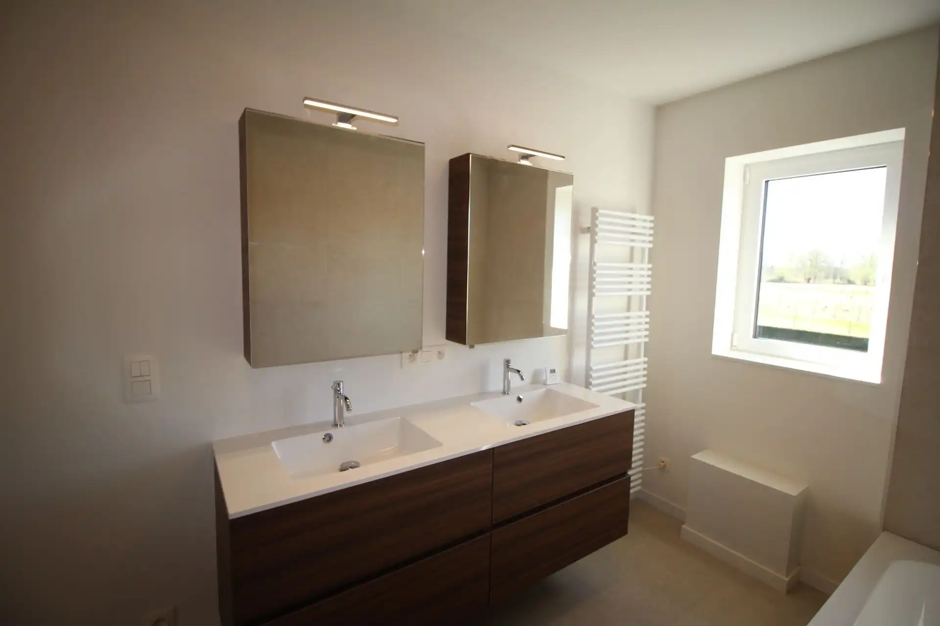 Woning, 3 slpks, voorzien van de nieuwste technieken. foto 16