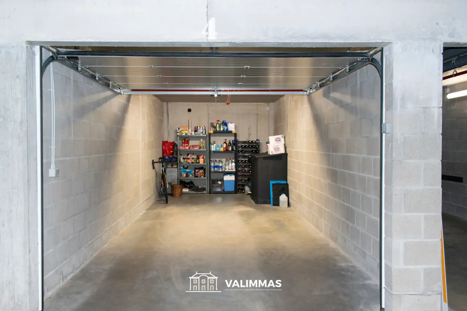 Instapklaar appartement met ruim terras, garagebox & berging foto 14