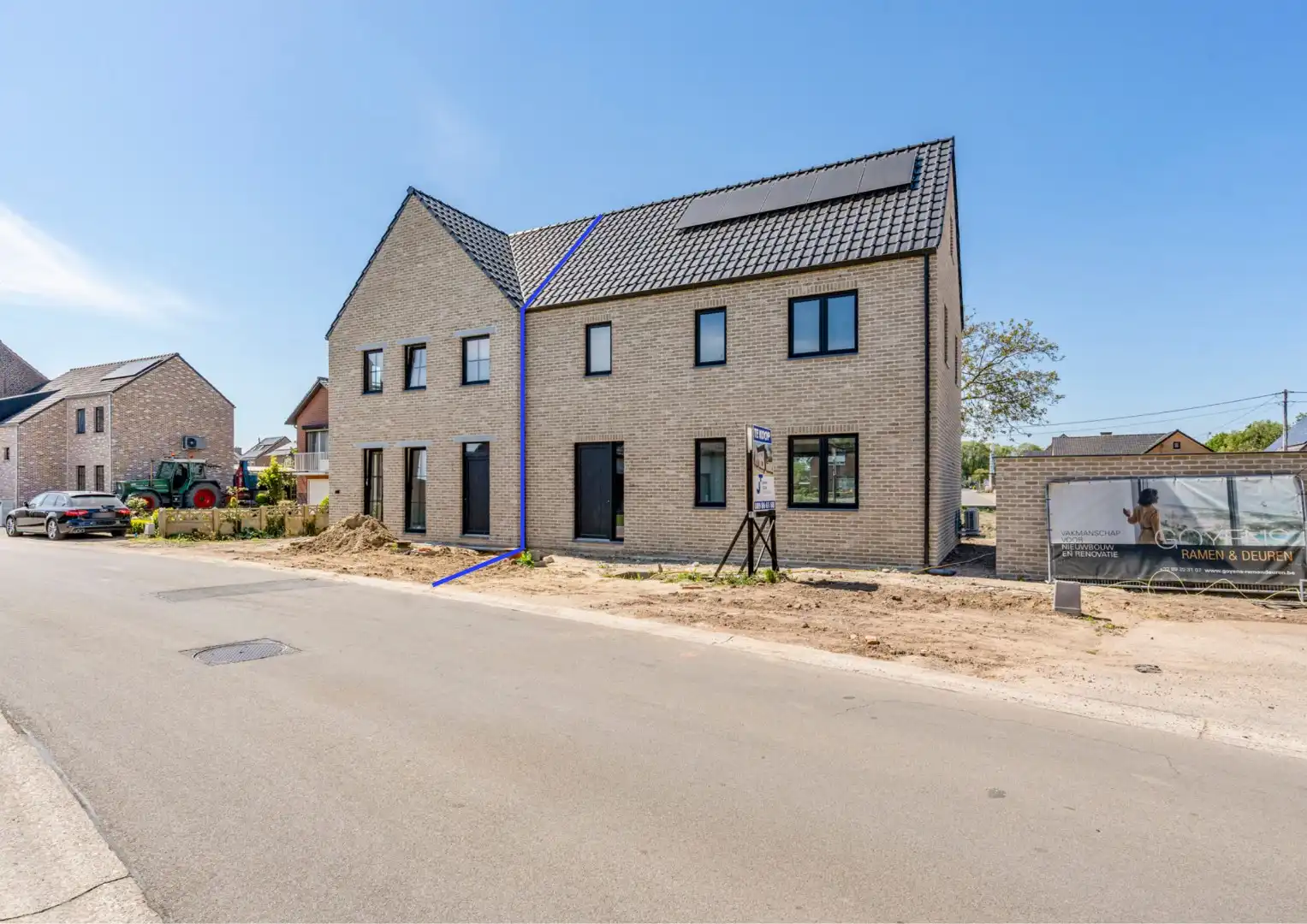 Afgewerkte halfvrijstaande BEN-woning op een perceel van 4a62ca in landelijk project te Voorshoven, een gehucht van Neeroeteren!  foto {{pictureIndex}}