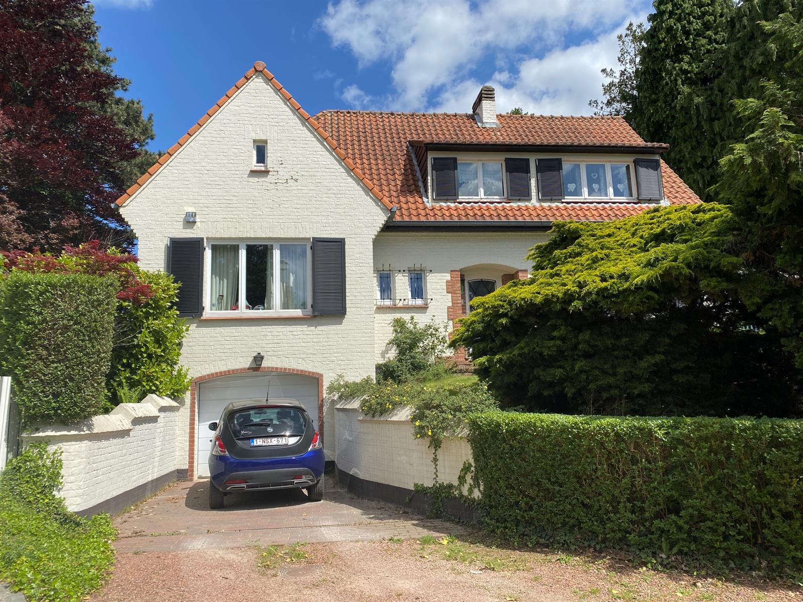 Villa te huur foto {{pictureIndex}}