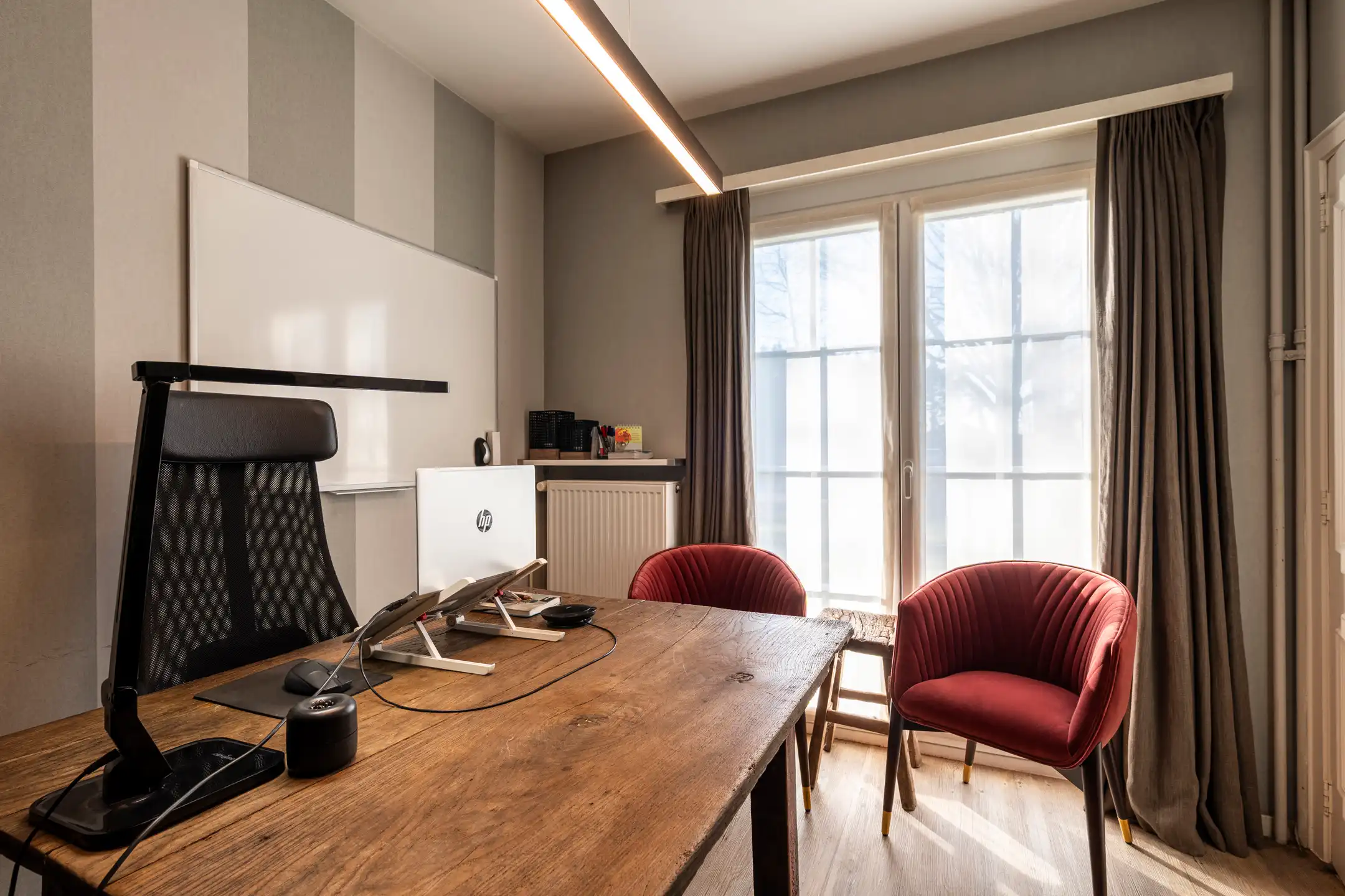 Charmante gerenoveerde villa op perceel van 1.389 m² foto 19