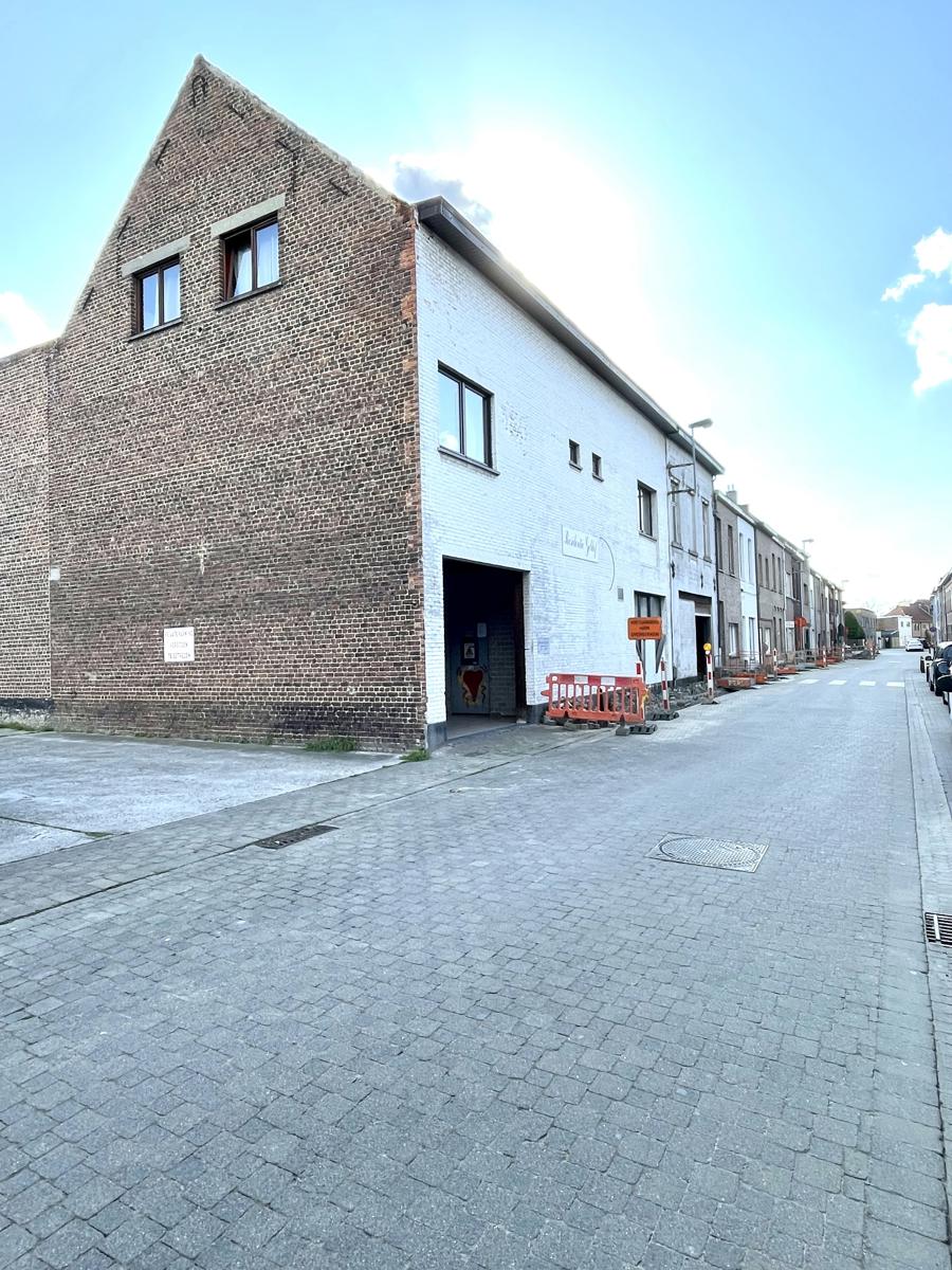 ()=>{if(producerUpdateValueVersion(node),producerAccessed(node),node.value===ERRORED)throw node.error;return node.value} Geldhofstraat 111/7 - 9300 Aalst