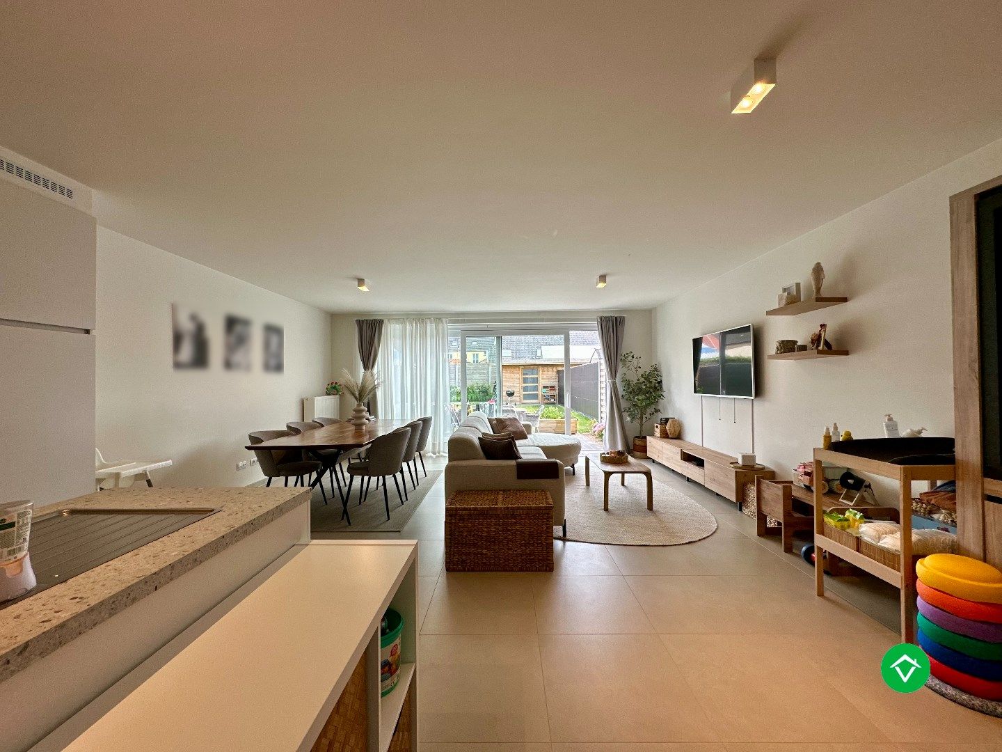 Instapklare halfopen nieuwbouwwoning te huur in Eernegem foto 3