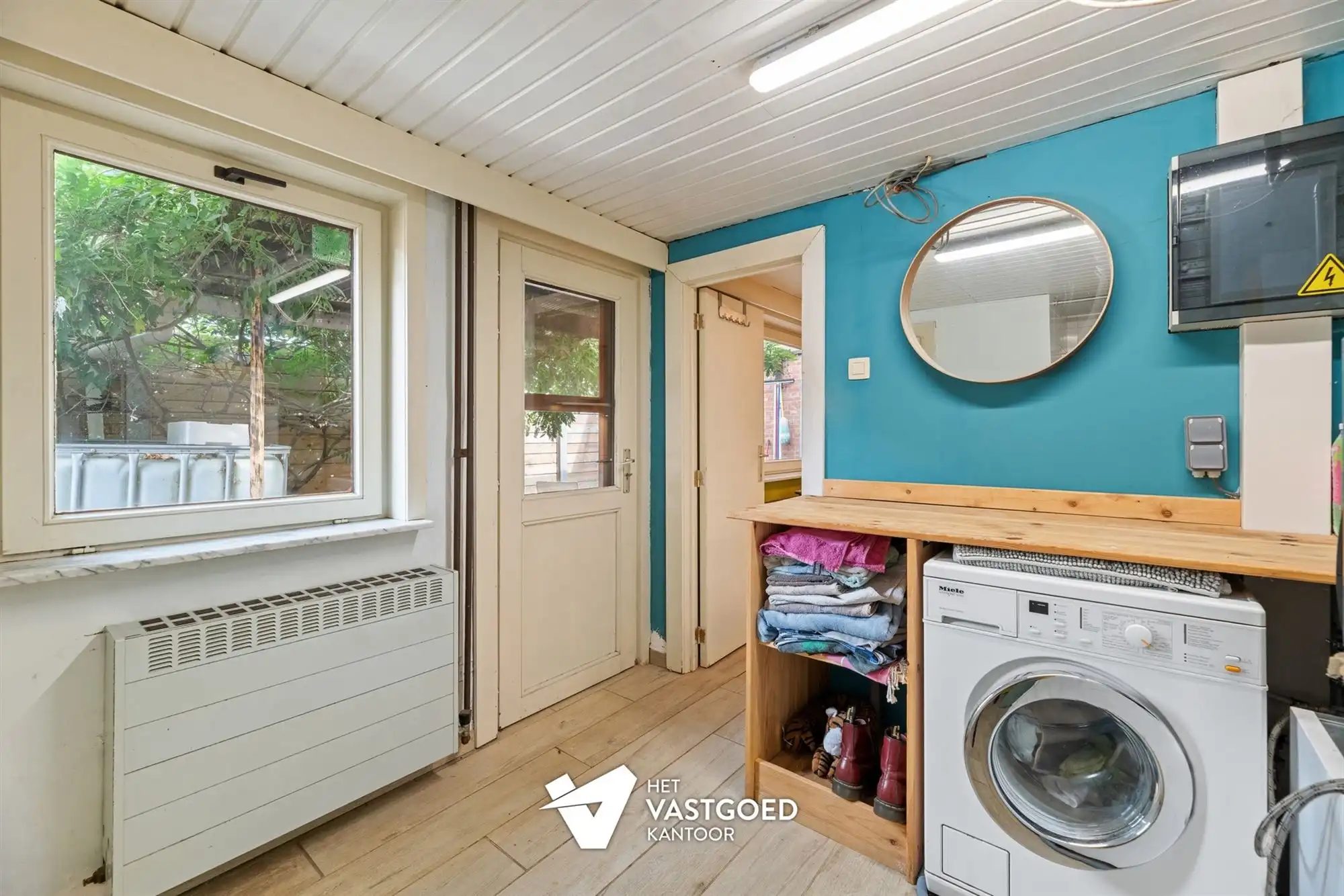 DEELS GERENOVEERDE WONING OP RUSTIGE LIGGING VLAK BIJ BE-MINE TE BERINGEN foto 10