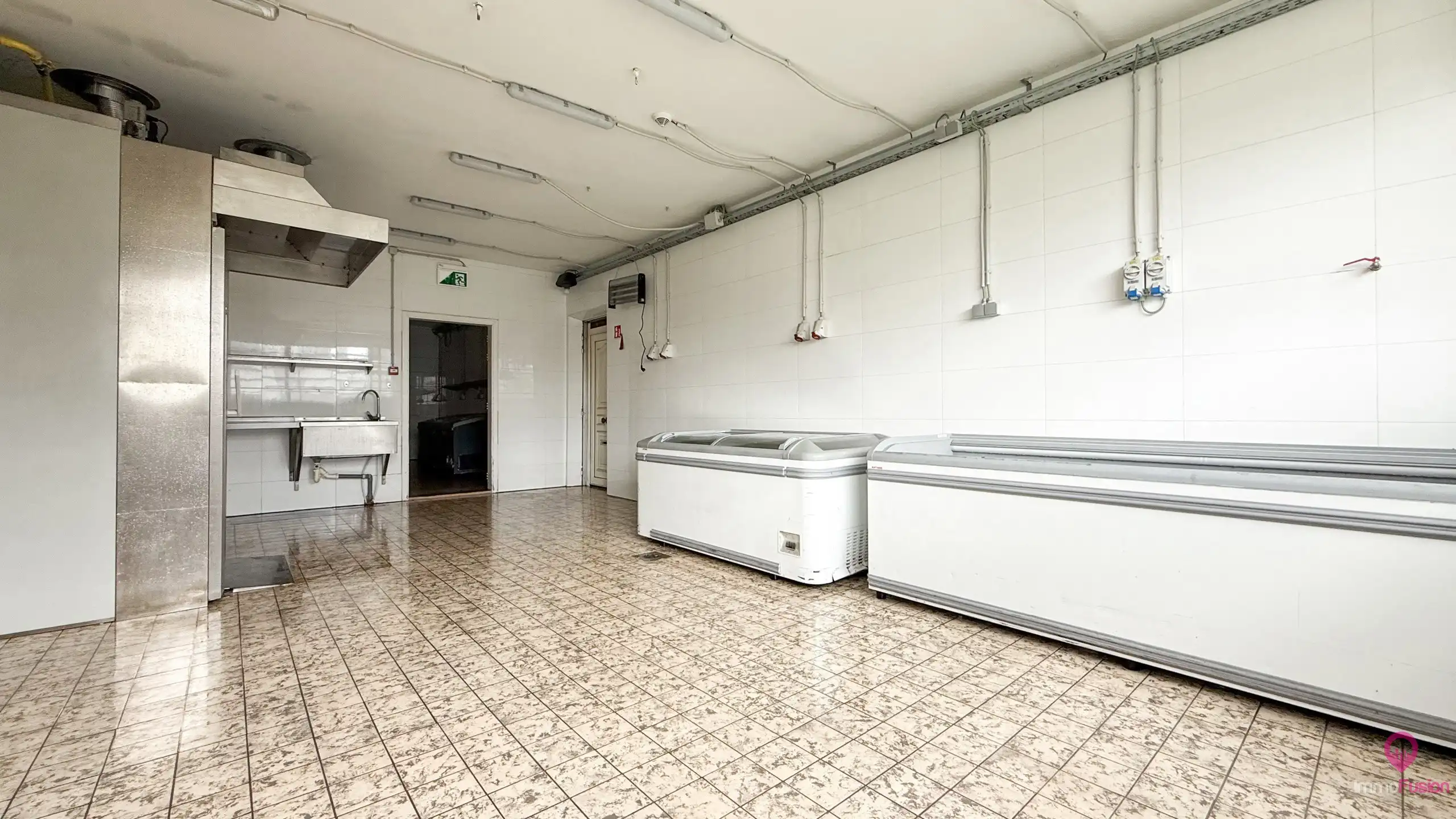 Multifunctioneel handelspand met 2 vergunde studio’s! foto 18