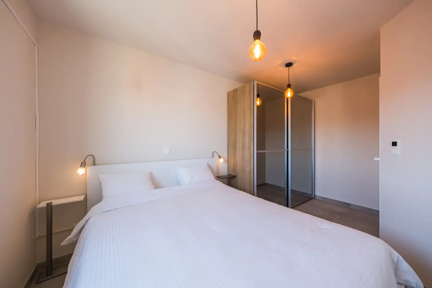 Ruim en jong appartement op centrale ligging! foto 31