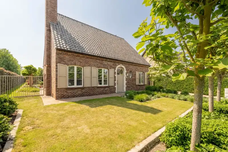 Landelijke, instapklare woning op rustige ligging. foto 3