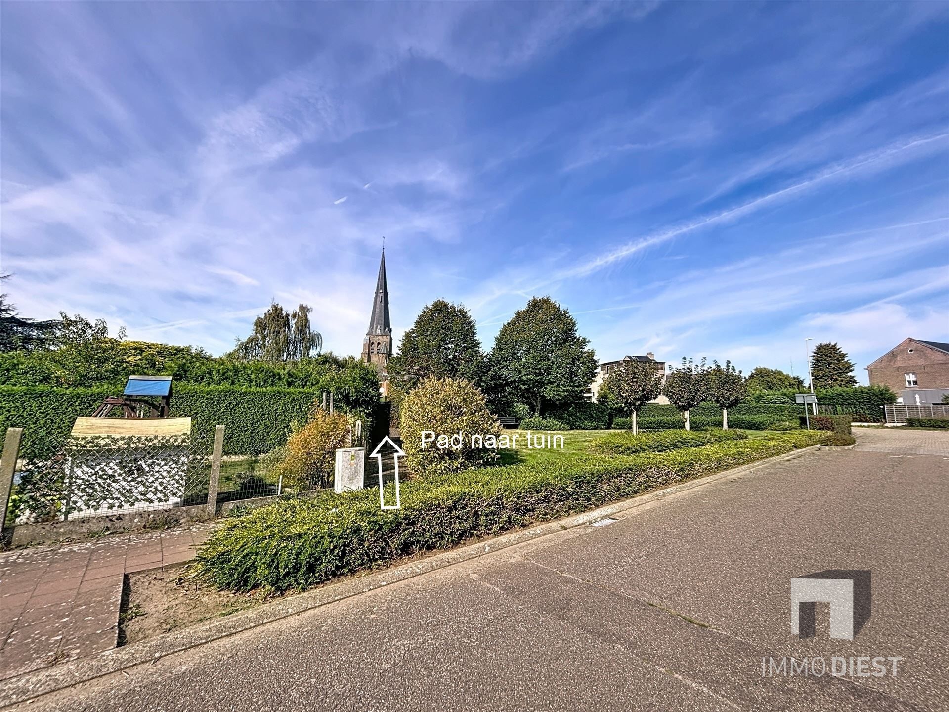 Handelshuis in het centrum van Ham op 5,83are foto 42