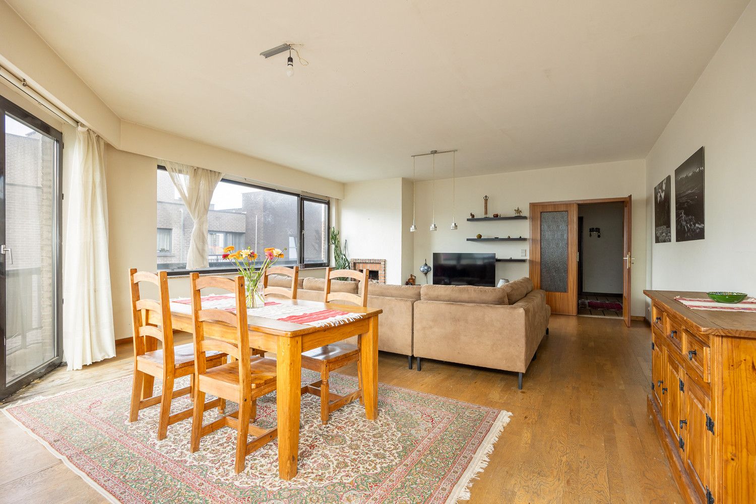 Riant te moderniseren 3-slk app (150m²)  met terras foto 2