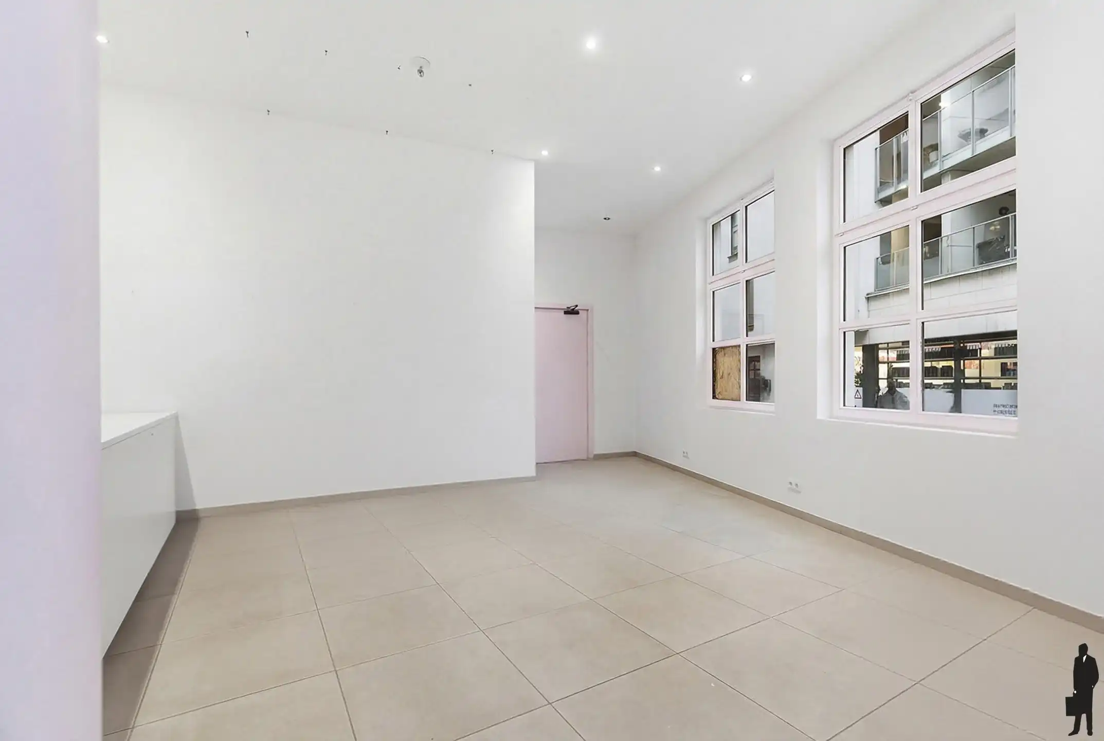 Commerciële hoekruimte van 119 m² op topligging nabij Parking Meir-Opera foto 8