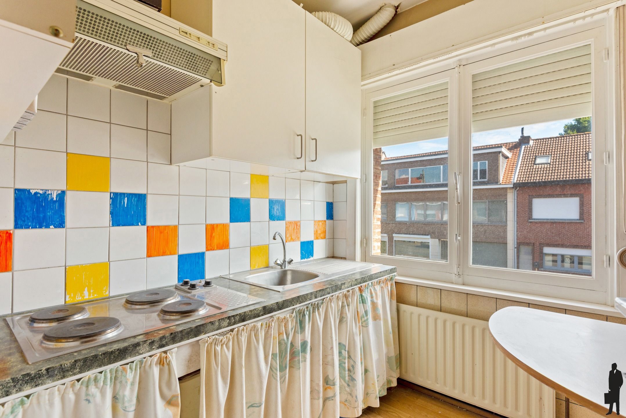 Te renoveren woning met 3 slpks in het hartje van Aartselaar foto 18