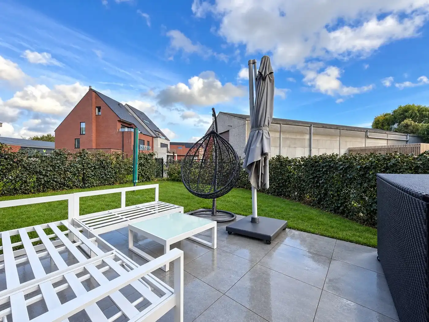 Moorslede – Gelijkvloers nieuwbouwappartement met terras en tuin foto 12