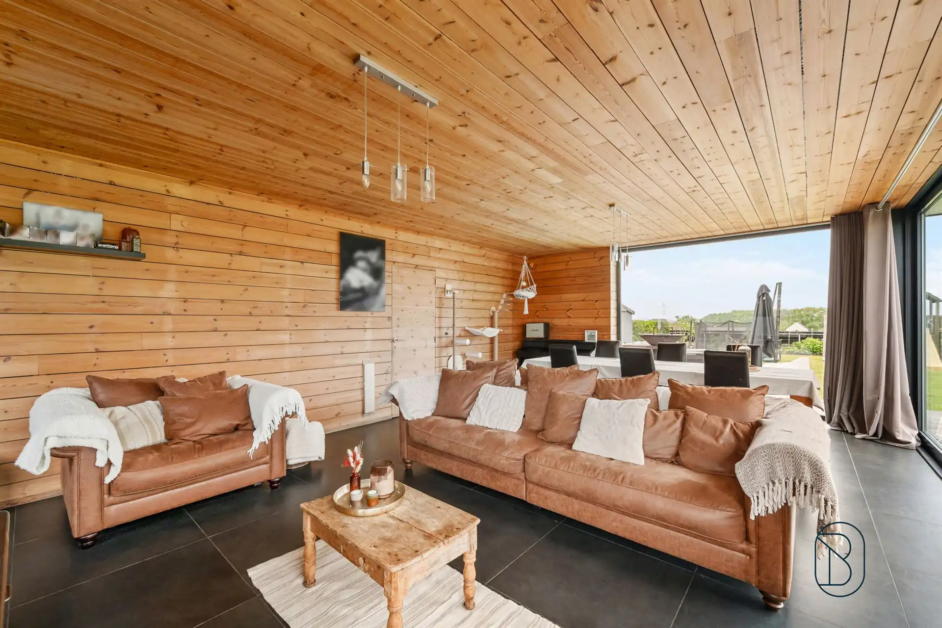 Instapklare woning met loods van 240 m² op topligging foto 7