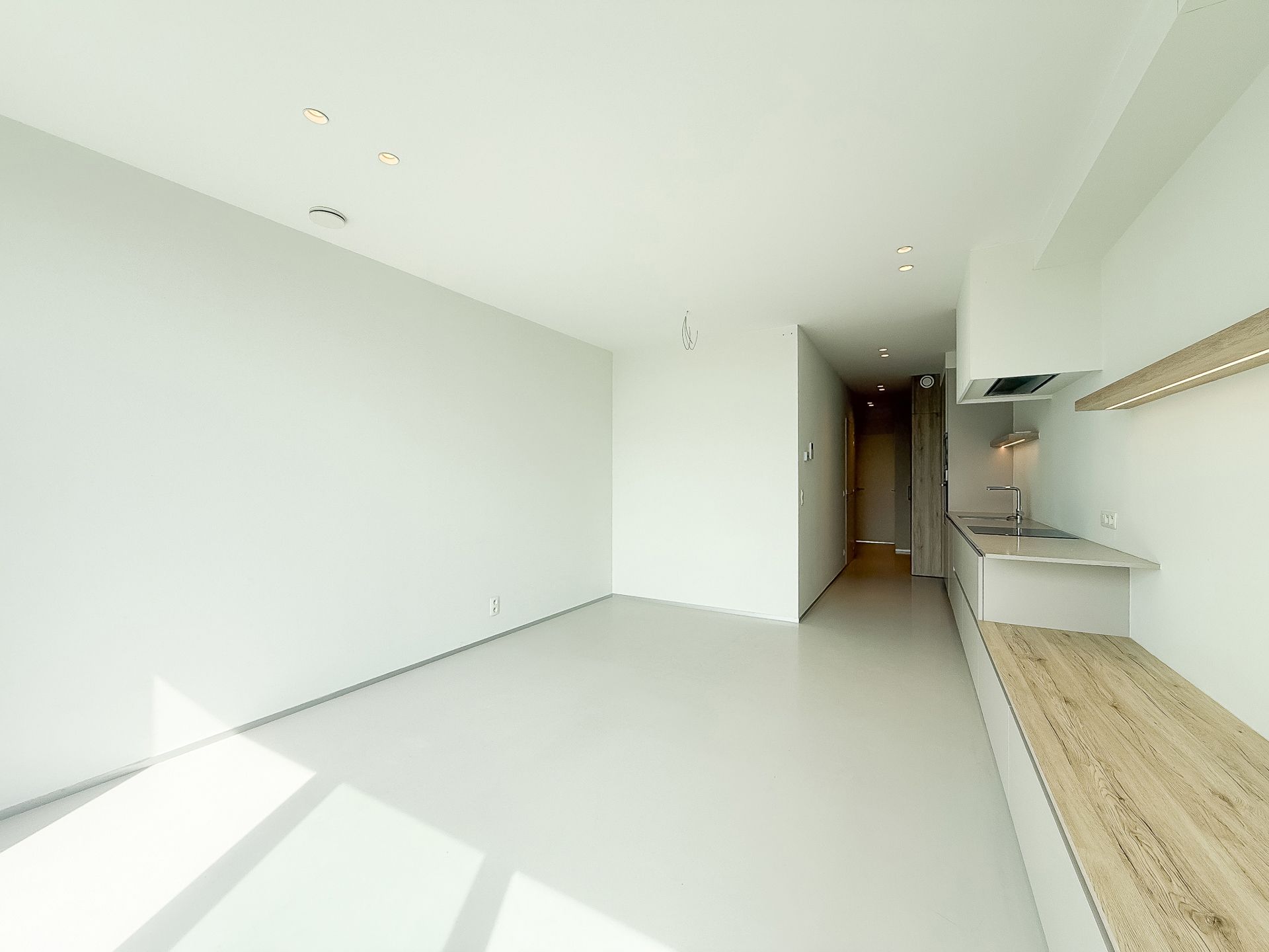 Stijlvol en lichtrijk appartement op toplocatie in het Zoute foto 8