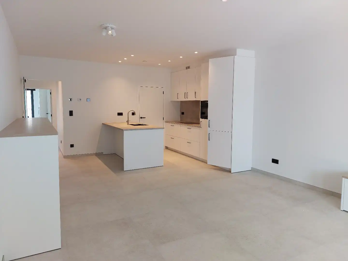 Instapklaar energieneutraal 2 slaapkamer nieuwbouw-appartement in Neerpelt centrum foto 3