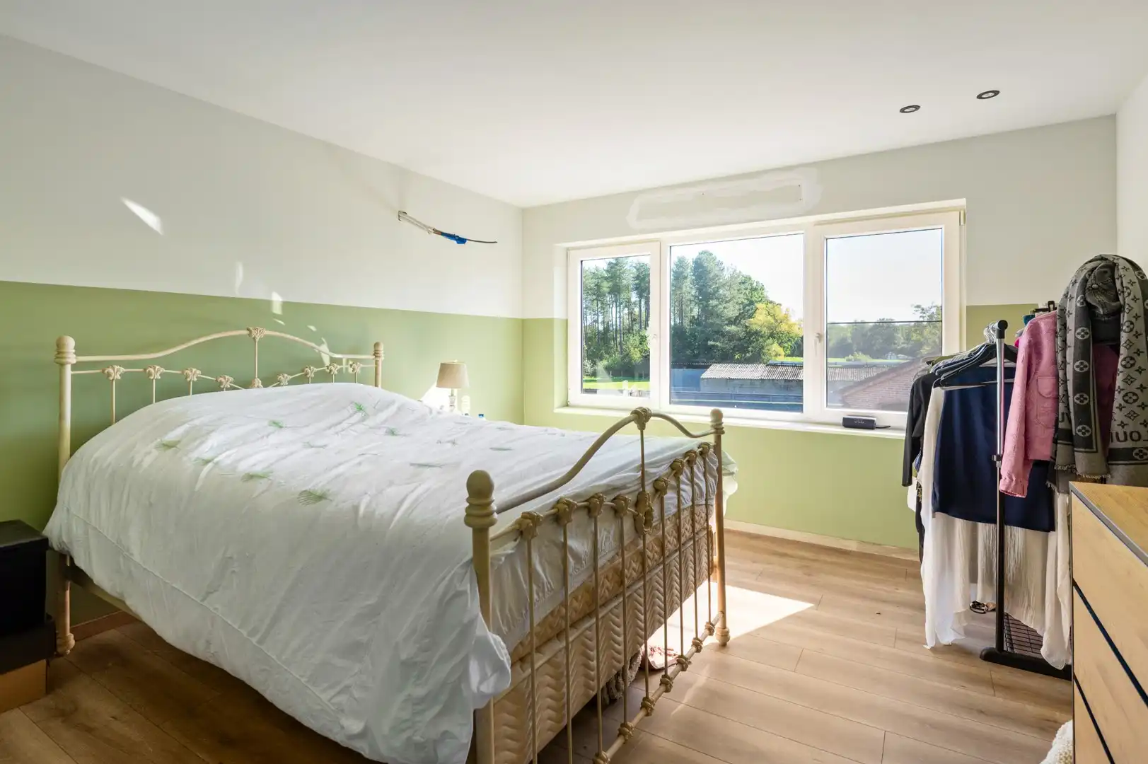 Vrijstaande woning op een ruim perceel van 3.330 m² met prachtig groen uitzicht en tal van mogelijkheden foto 20
