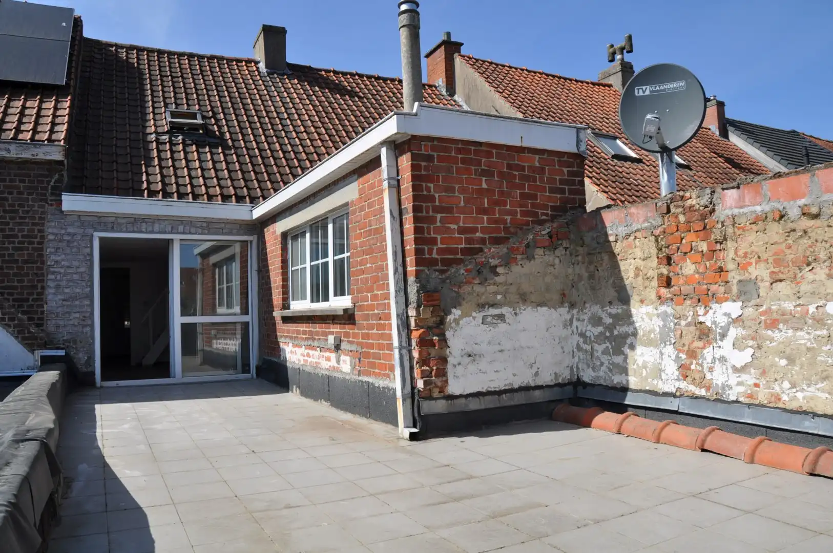 Instapklare woning met 3 slaapkamers, garage, stadstuin en groot zonneterras. foto 18