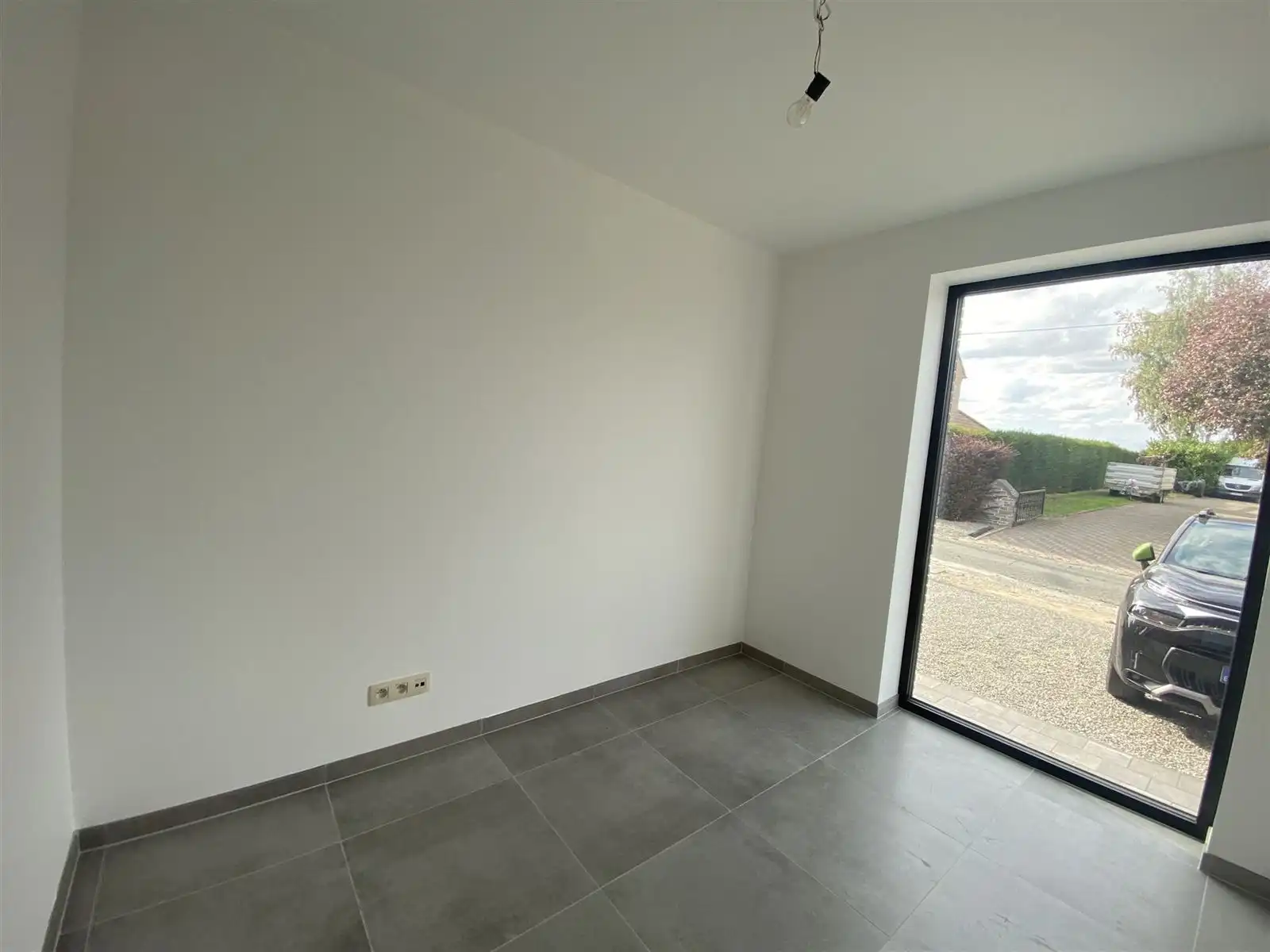 Ruime woning met 3 slaapkamers te huur foto 7
