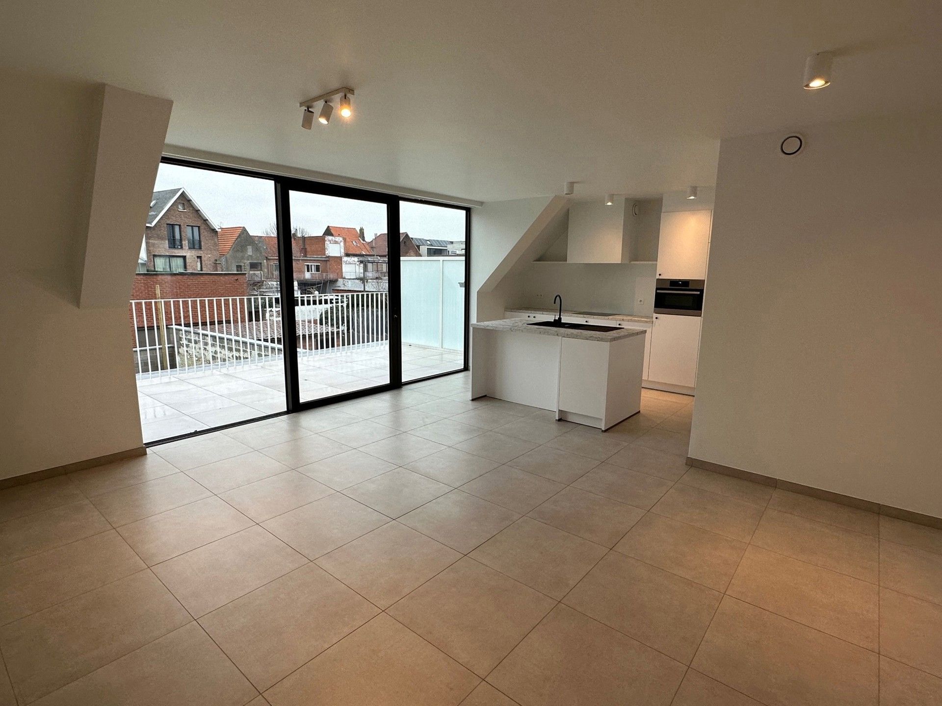 Recent duplexappartement in Grimbergen met groot terras foto 6