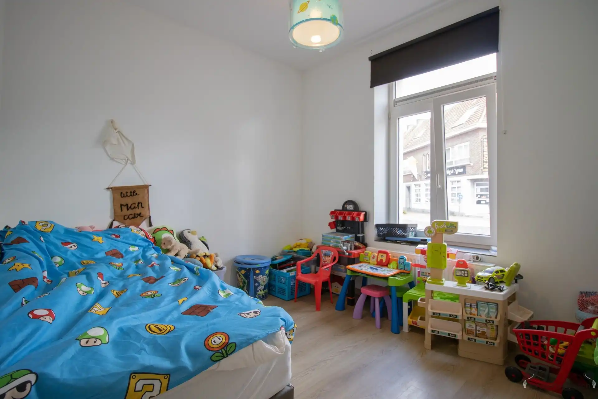 Gelijkvloers appartement van 115 m² met tuintje en garage foto 4