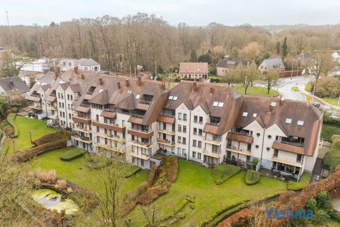 Rust, natuur en comfort: jouw nieuwe thuis aan het stadspark foto {{pictureIndex}}