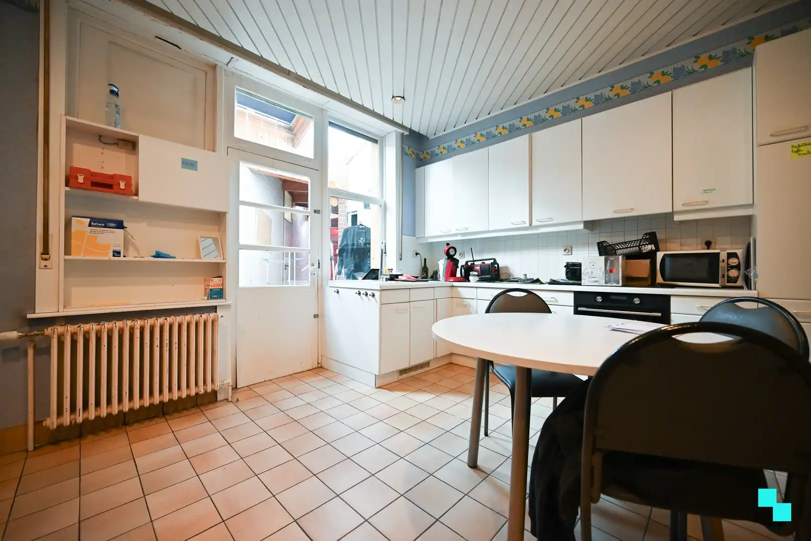 Instapklare slagerij met woonst te Sint-Eloois-Winkel (Ledegem) foto 12