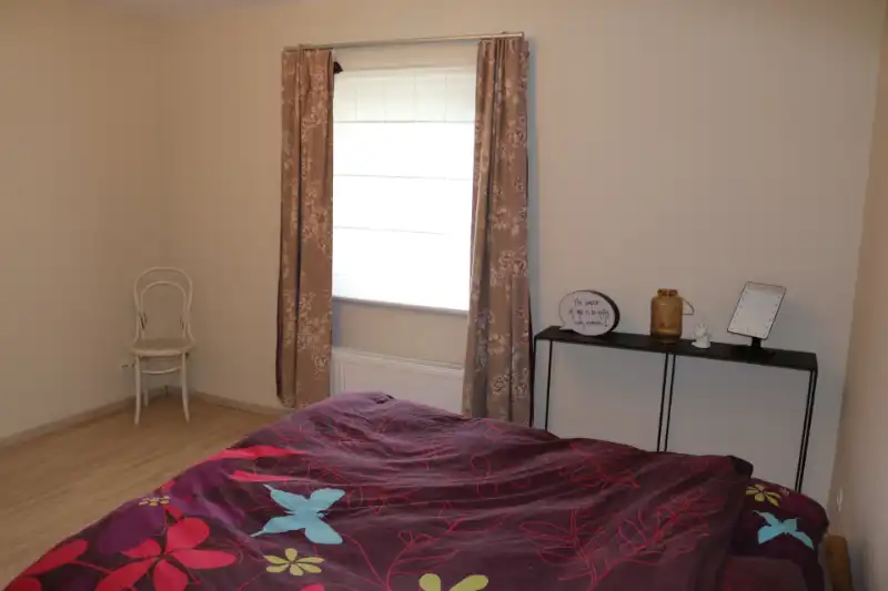 Landelijk gelegen woning, echte aanrader!! foto 23