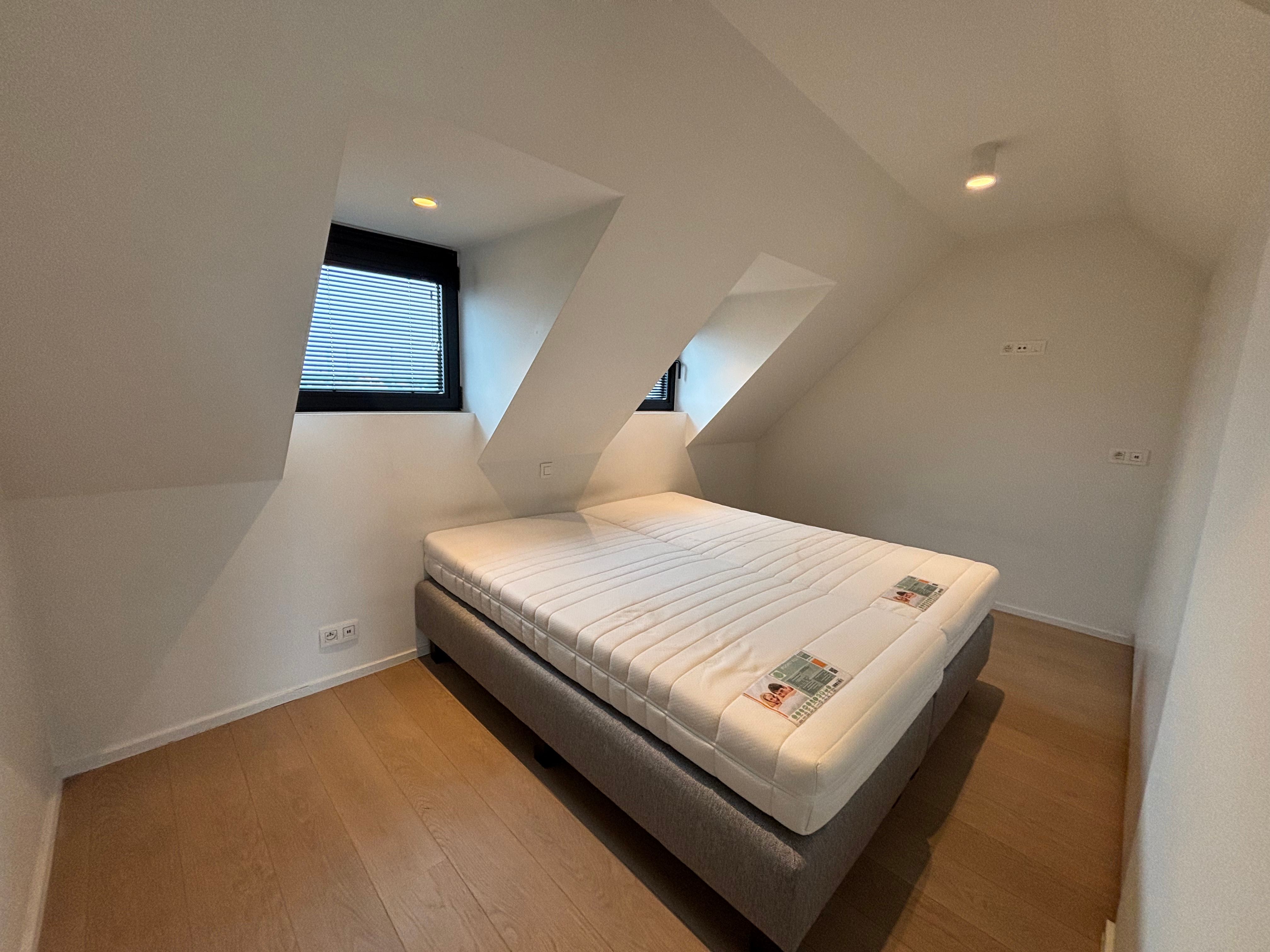 Duplexappartement met ruime terrassen in een recent gebouw foto 8