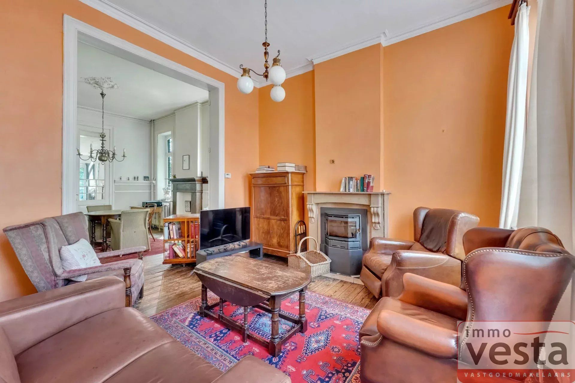 Statige herenwoning aan de stadsrand foto 9