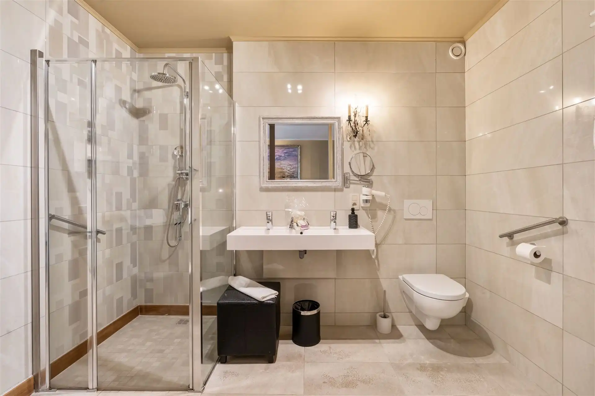 Herenhuis met B&B en wellness. foto 22