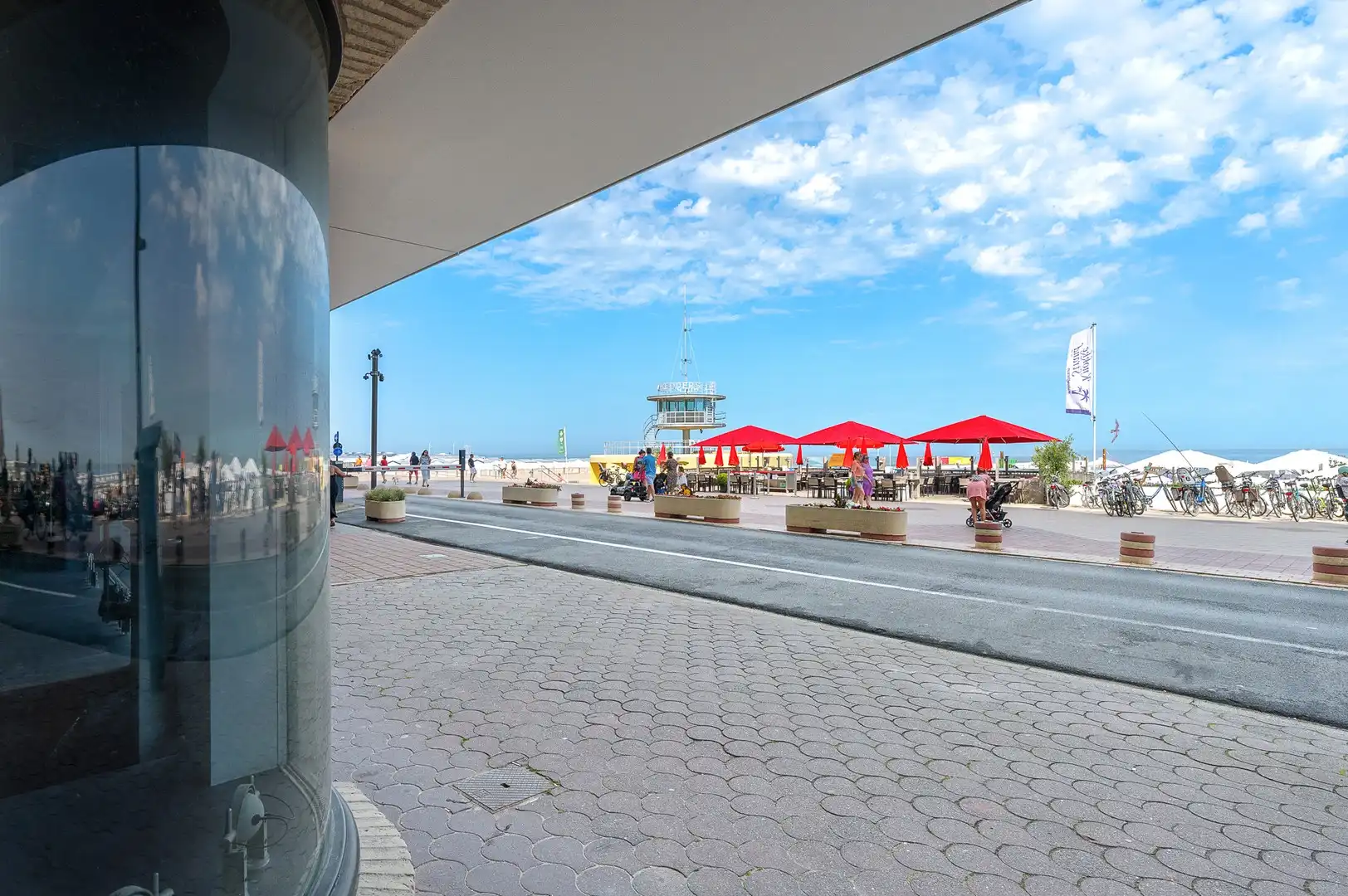 Instapklaar handelspand met topligging in Knokke. foto 10