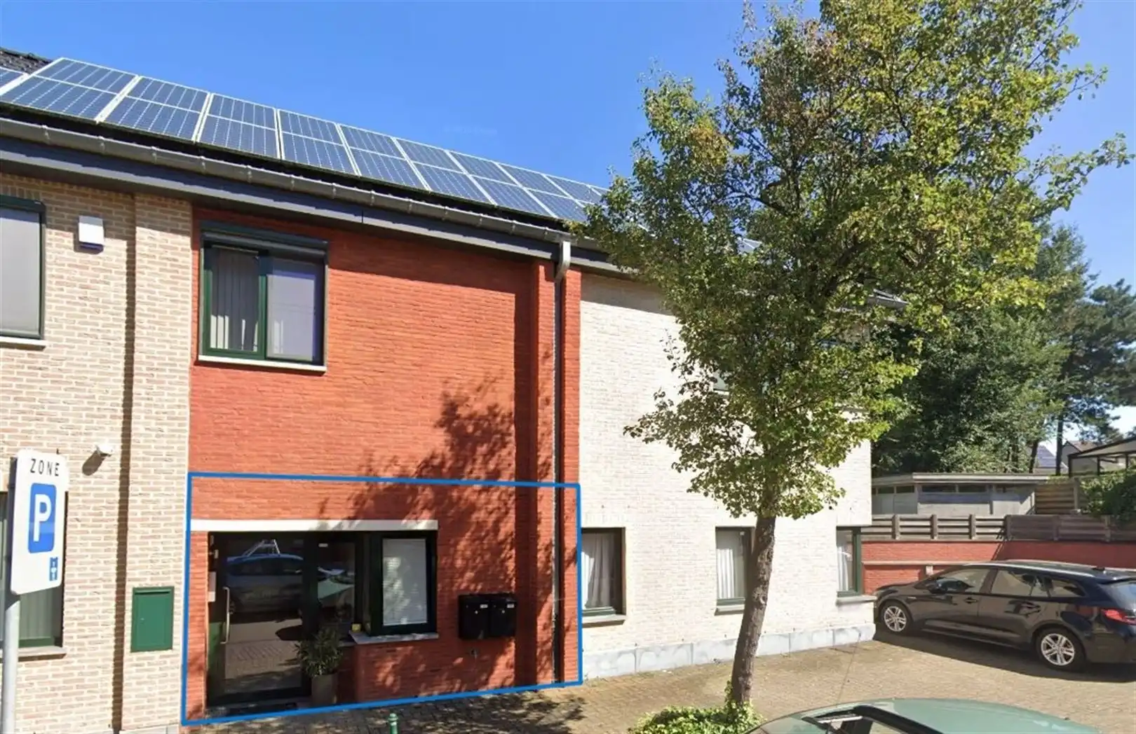 TE HUUR: Gelijkvloers appartement met 2 slaapkamers in het centrum van Zolder! foto {{pictureIndex}}