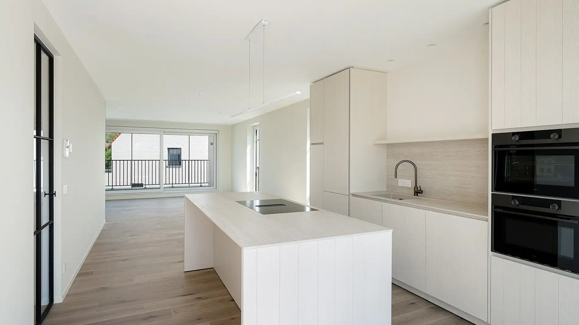 Luxe appartement met 2 slaapkamers en zonneterrassen foto {{pictureIndex}}