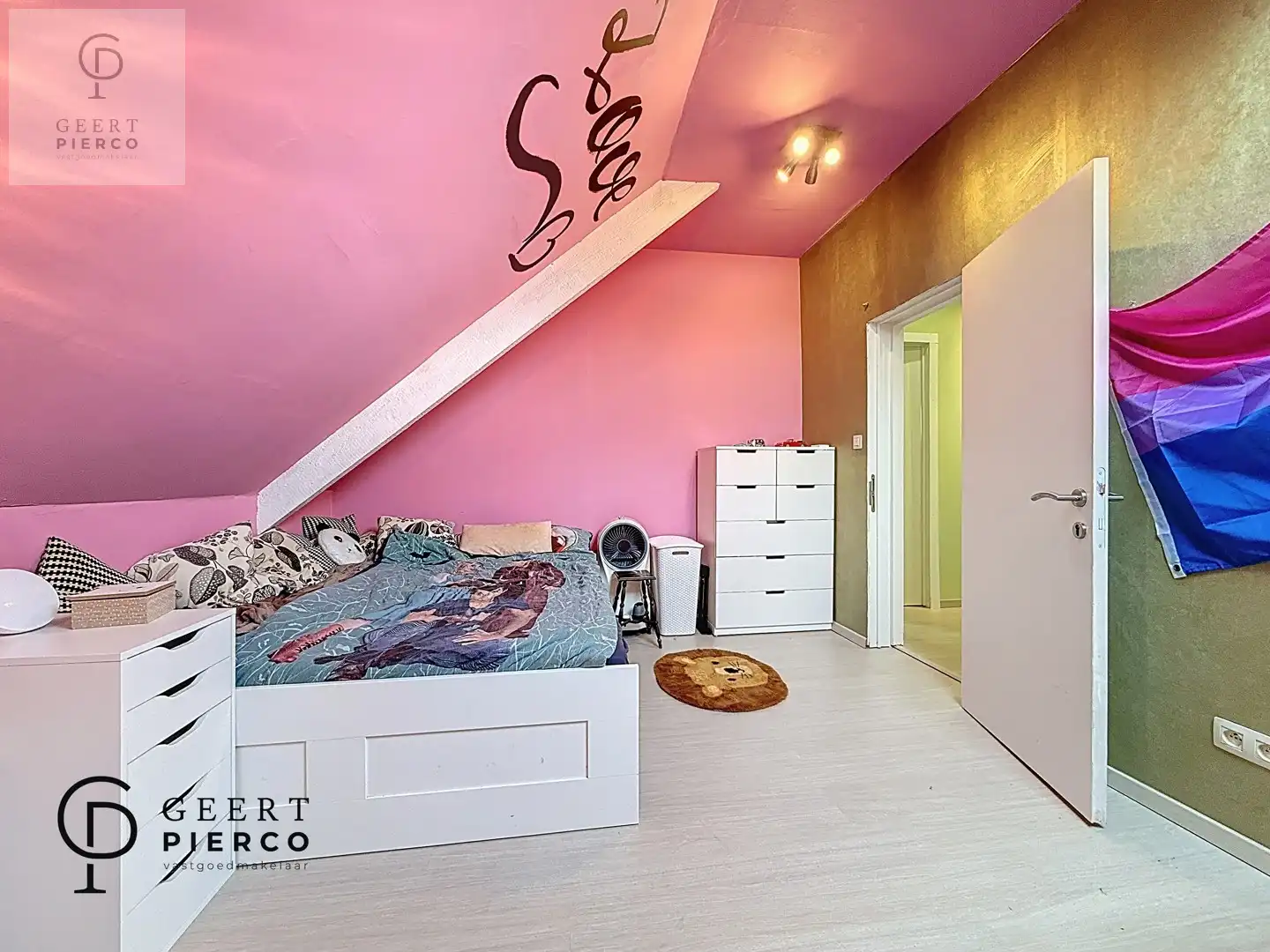 Leuke ruime Villa foto 35