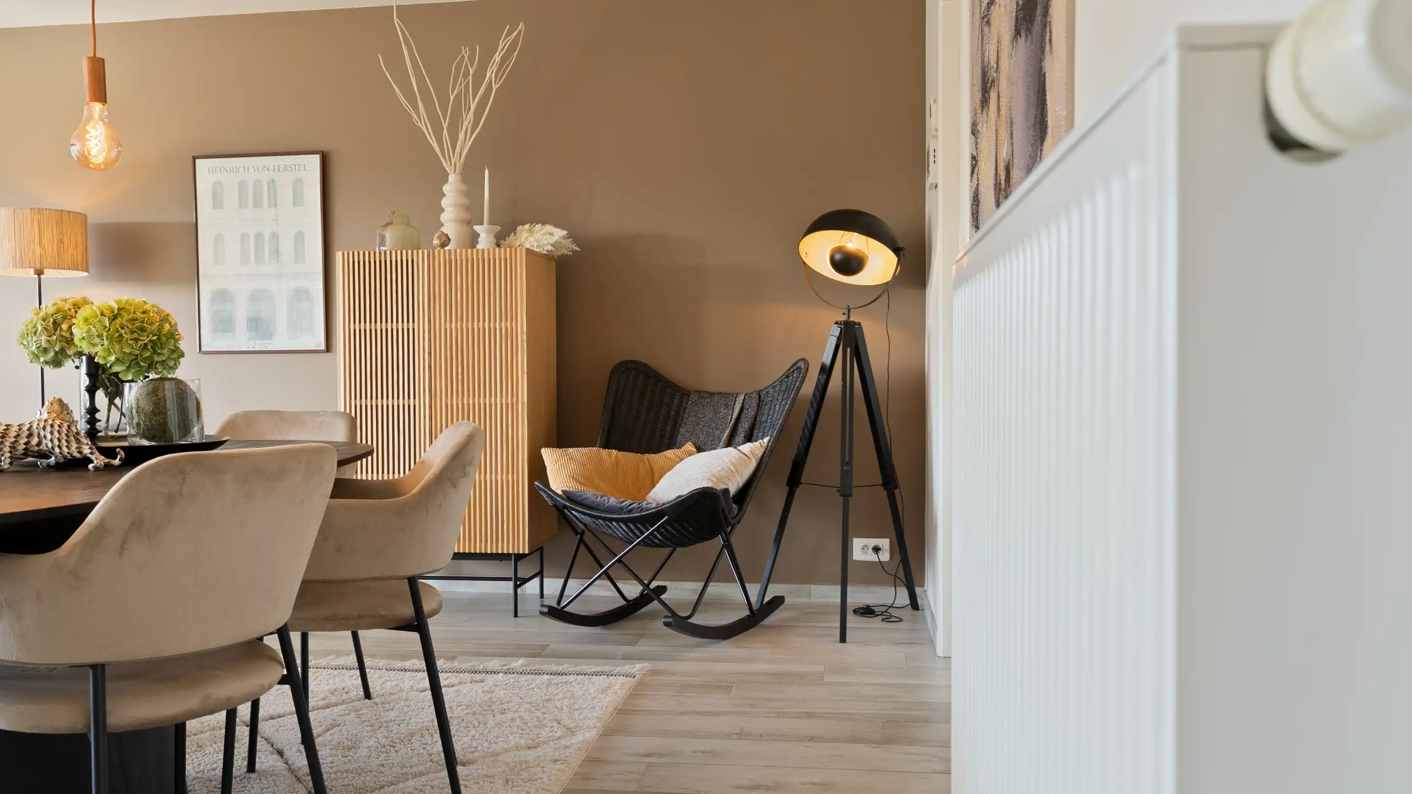 Gezellig en lichtrijk 2-slaapkamerappartement met ruim terras en garagebox foto 2