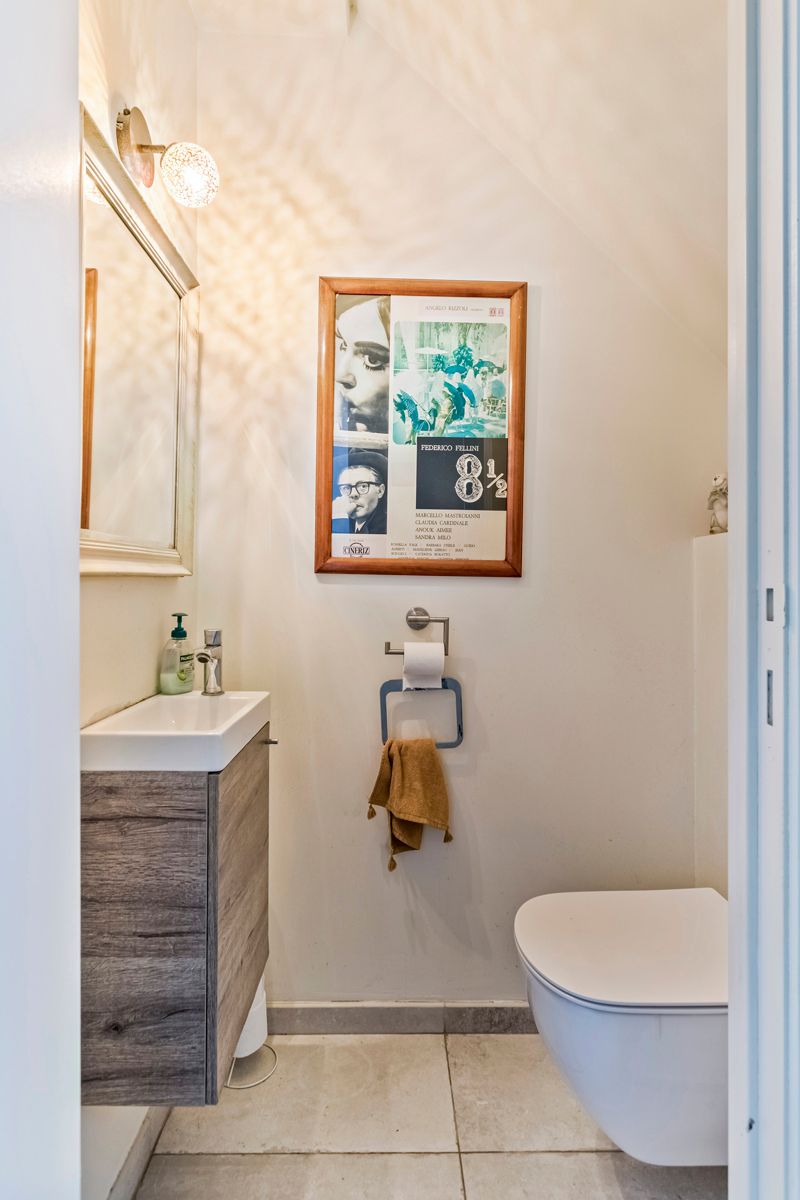 Recente mooi afgewerkte instapklare woning ! foto 7