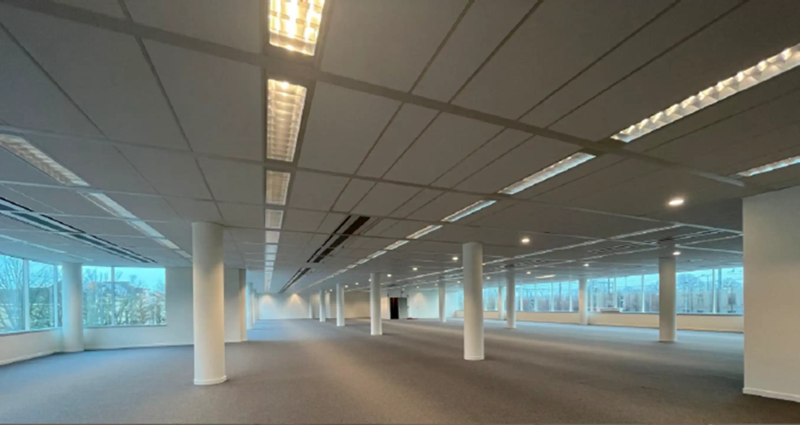 Moderne kantoorruimte 3.1  te huur aan het station van Mechelen foto 3