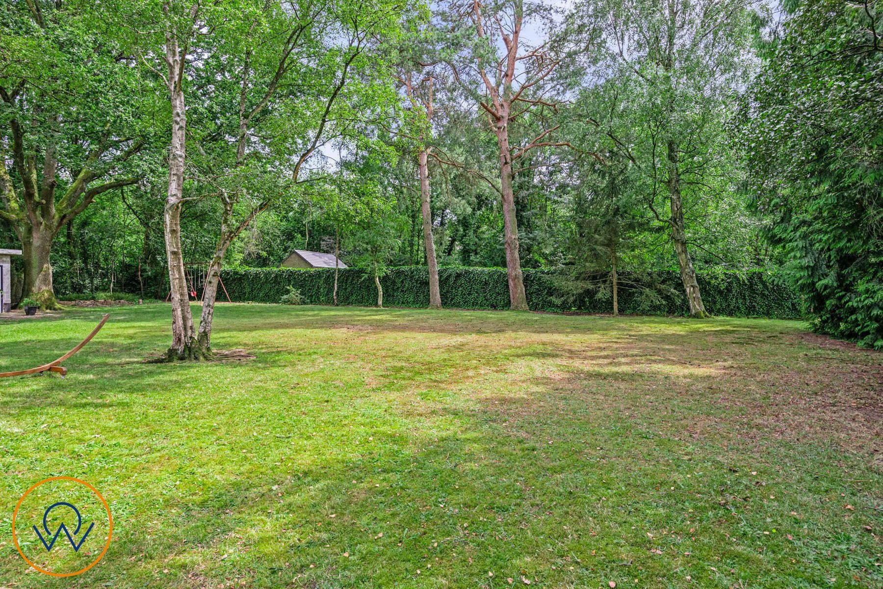 Charmante te renoveren woning met grote tuin in Alsemberg foto 27