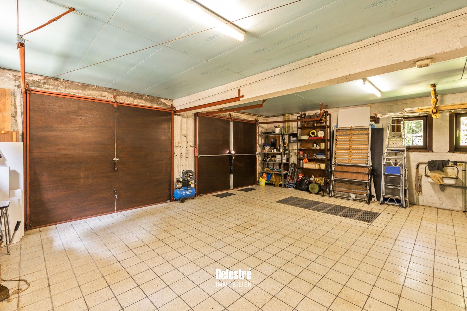 TIJDLOZE VILLA OP 3.317 M2 BOIS DE STRIHOUX foto 18