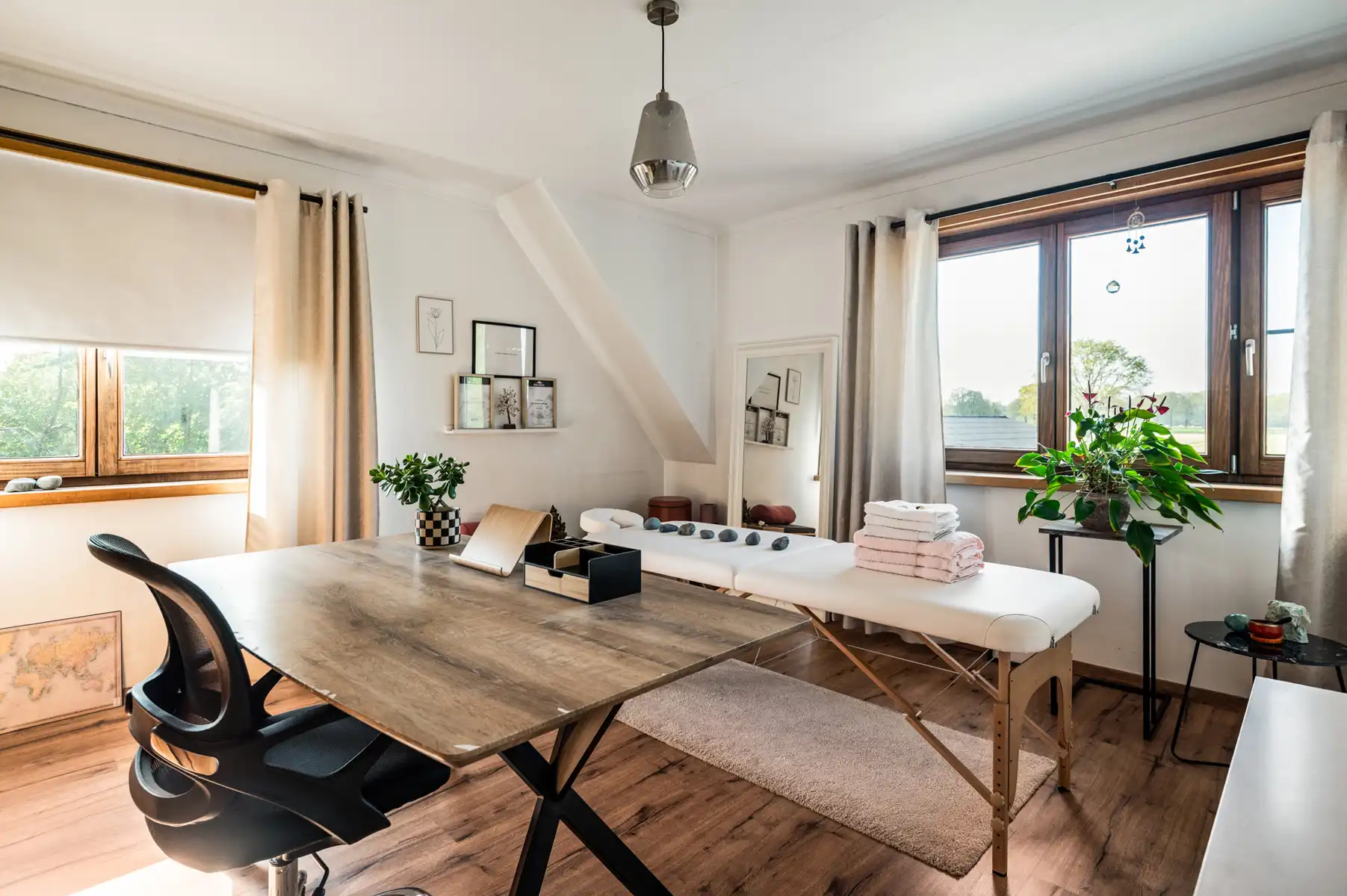 Woning met stalling/bijgebouw op 1,3Ha foto 14