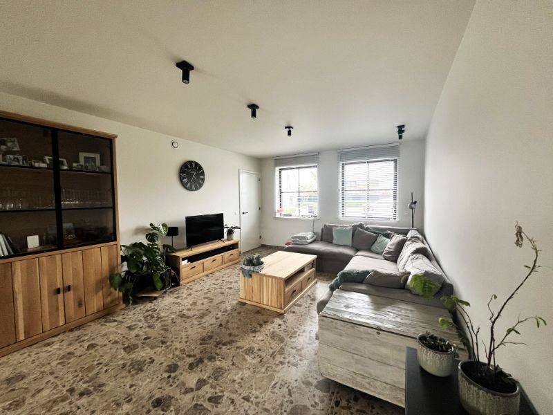Nieuwbouwwoning met 3 slaapkamers en zonnepanelen foto 3