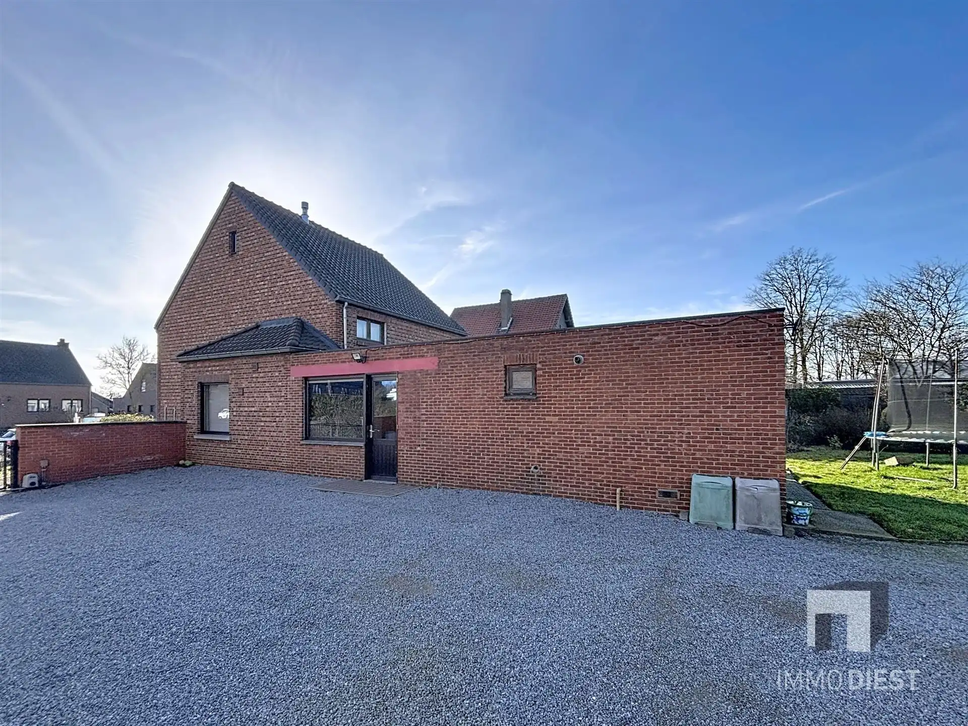 Charmante woning op 15,85are op uitstekende locatie foto 6