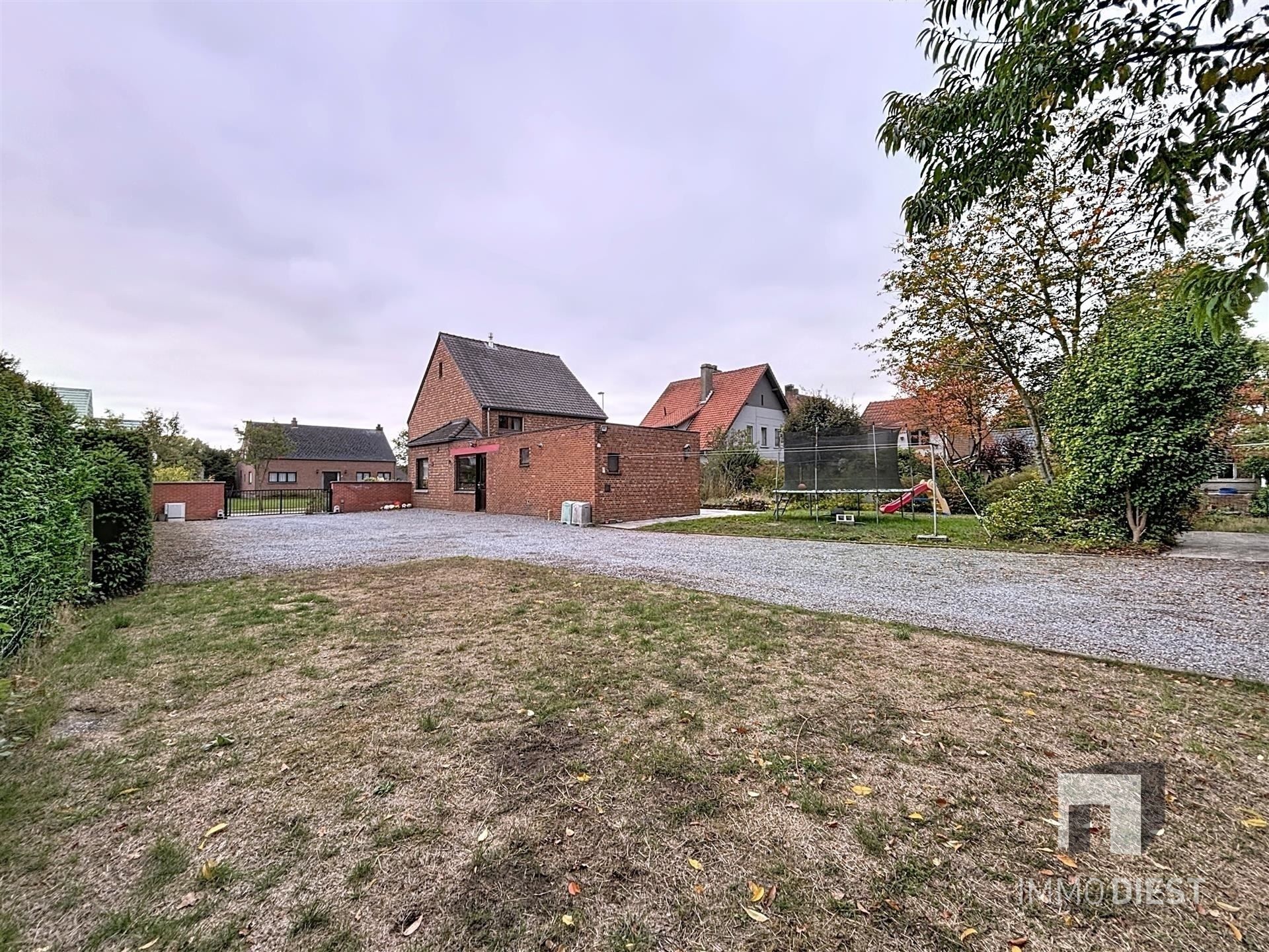 Charmante woning op 15,85are op uitstekende locatie foto 6