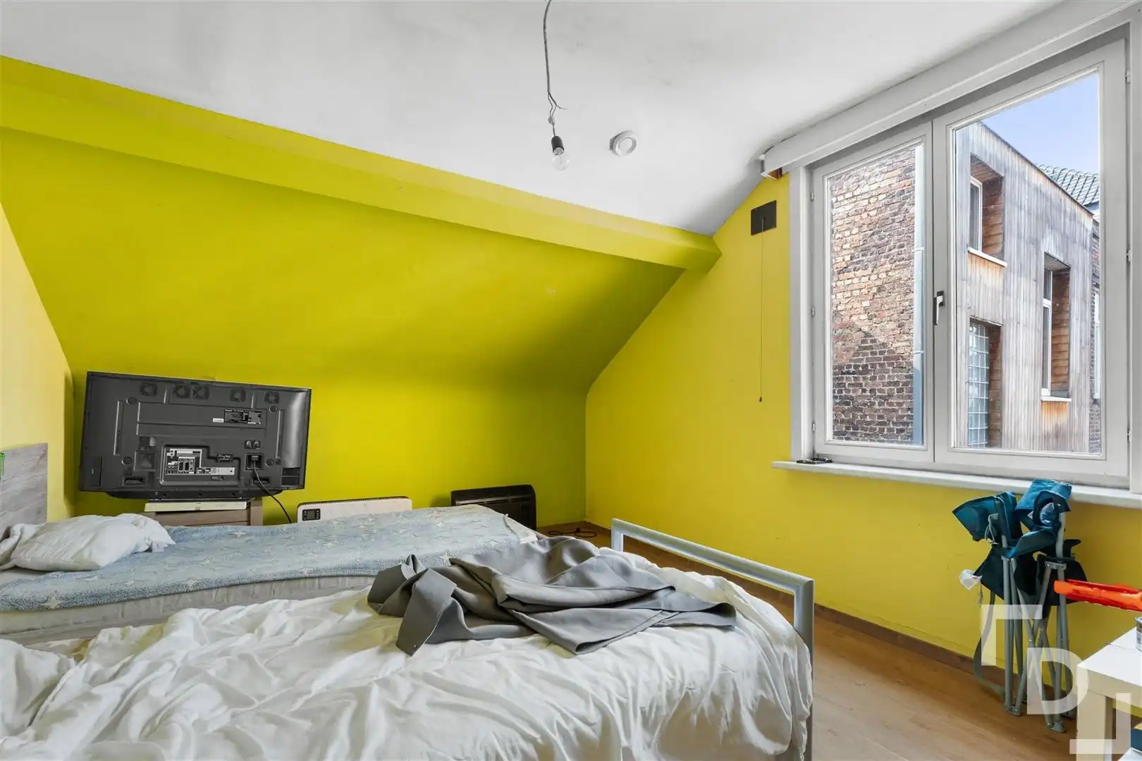 Op te frissen woning te koop in het centrum van Ieper. foto 4