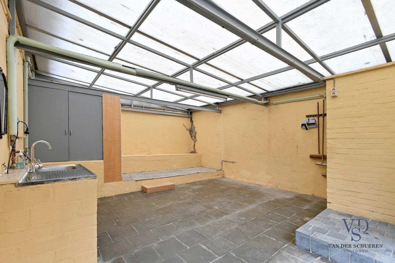 Degelijke eengezinswoning, landelijk gelegen  foto 29