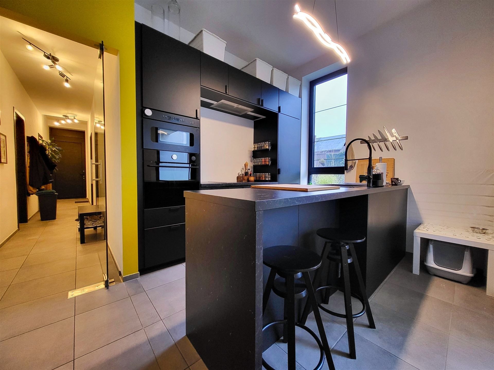 Gelijkvloers appartement met tuin! foto 12